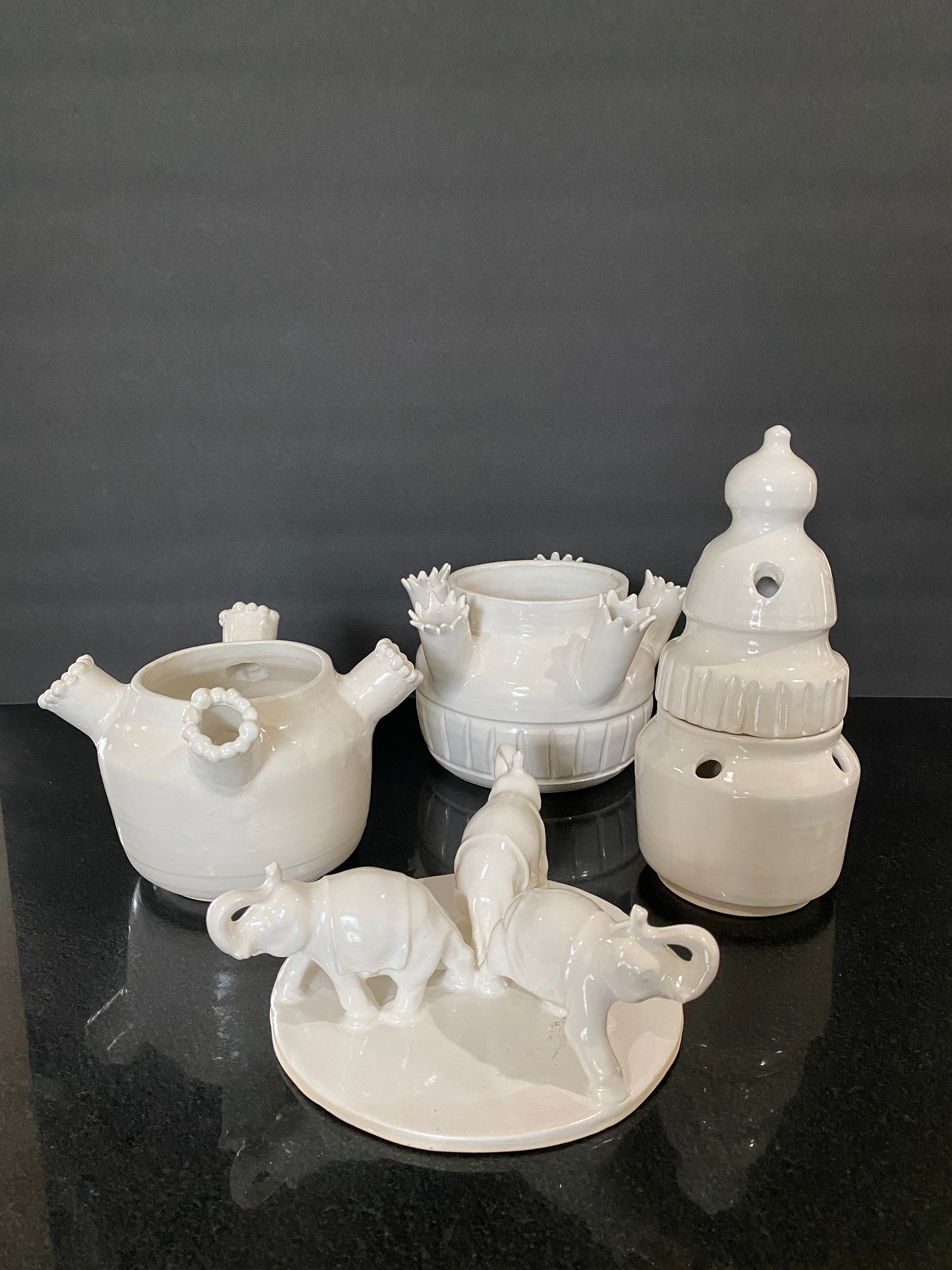 5 piece stacking tulipiere with Elephant base
